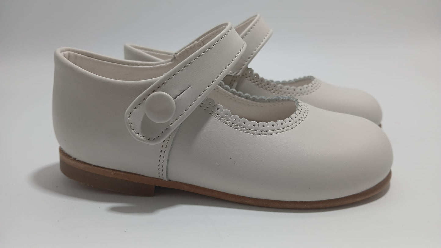 Girls Cream Matte Leather Button Mary Jane Shoes (Preorder)