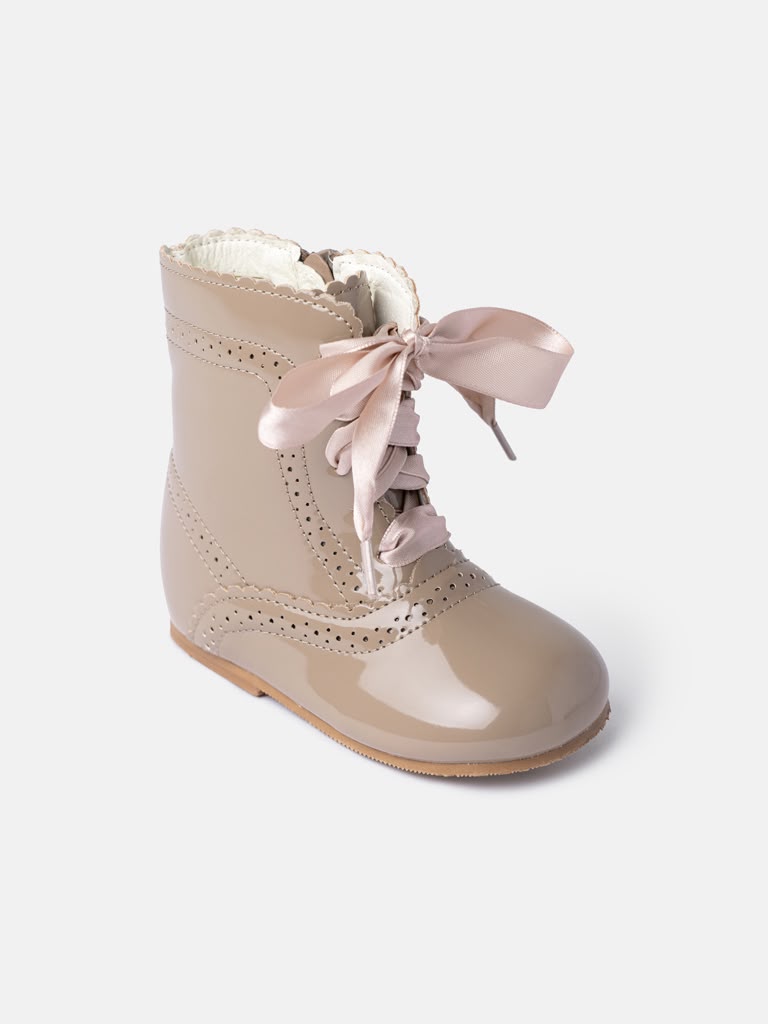 Camel Girls Spanish Leather Scalloped Edge Boots