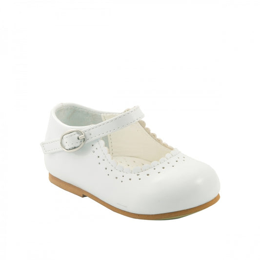 Girls Mary Jane White Buckle Shoes