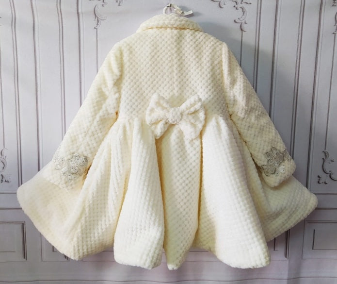 Sonata Cream Coat (Made to order)