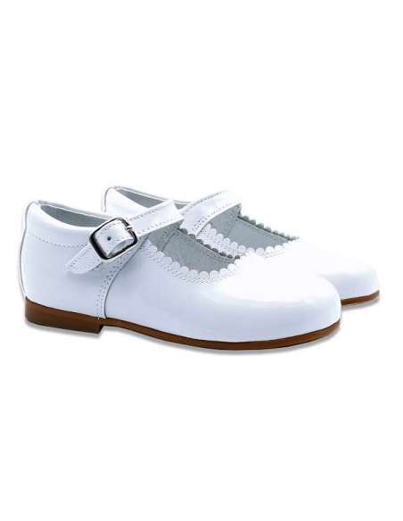 Mary Jane Patent Shoes with buckles