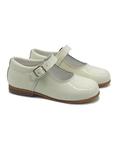 Mary Jane Patent Shoes with buckles