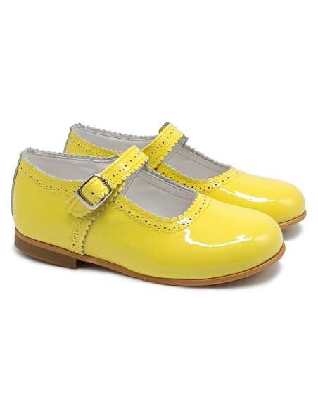 Mary Jane Patent Dot Shoes with buckles
