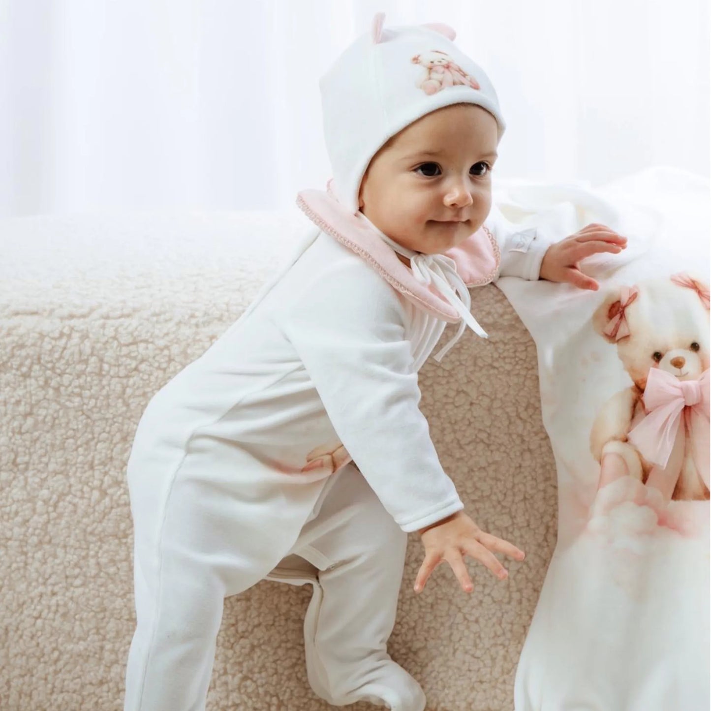 Baby Girls Soeli Swaddle, Hat, Bib & Babygrow Set